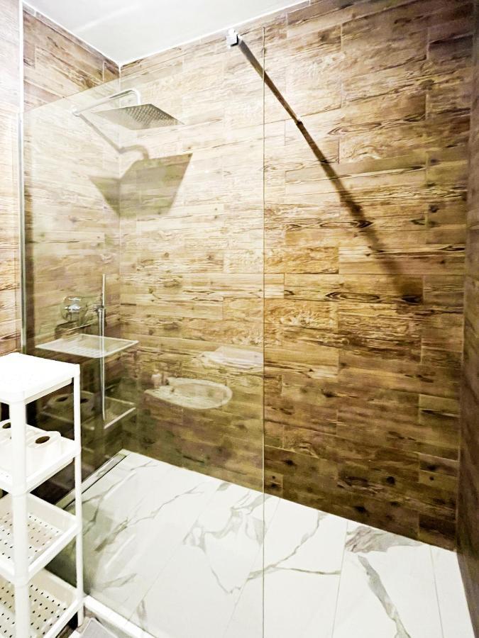 Suitesflores - Bright And Cozy Apartment In Verona Bagian luar foto