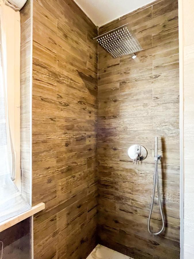 Suitesflores - Bright And Cozy Apartment In Verona Bagian luar foto